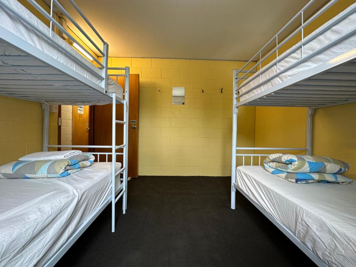 Around The World Backpackers Hostel Christchurch Exterior photo