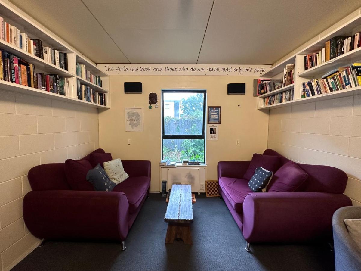 Around The World Backpackers Hostel Christchurch Exterior photo