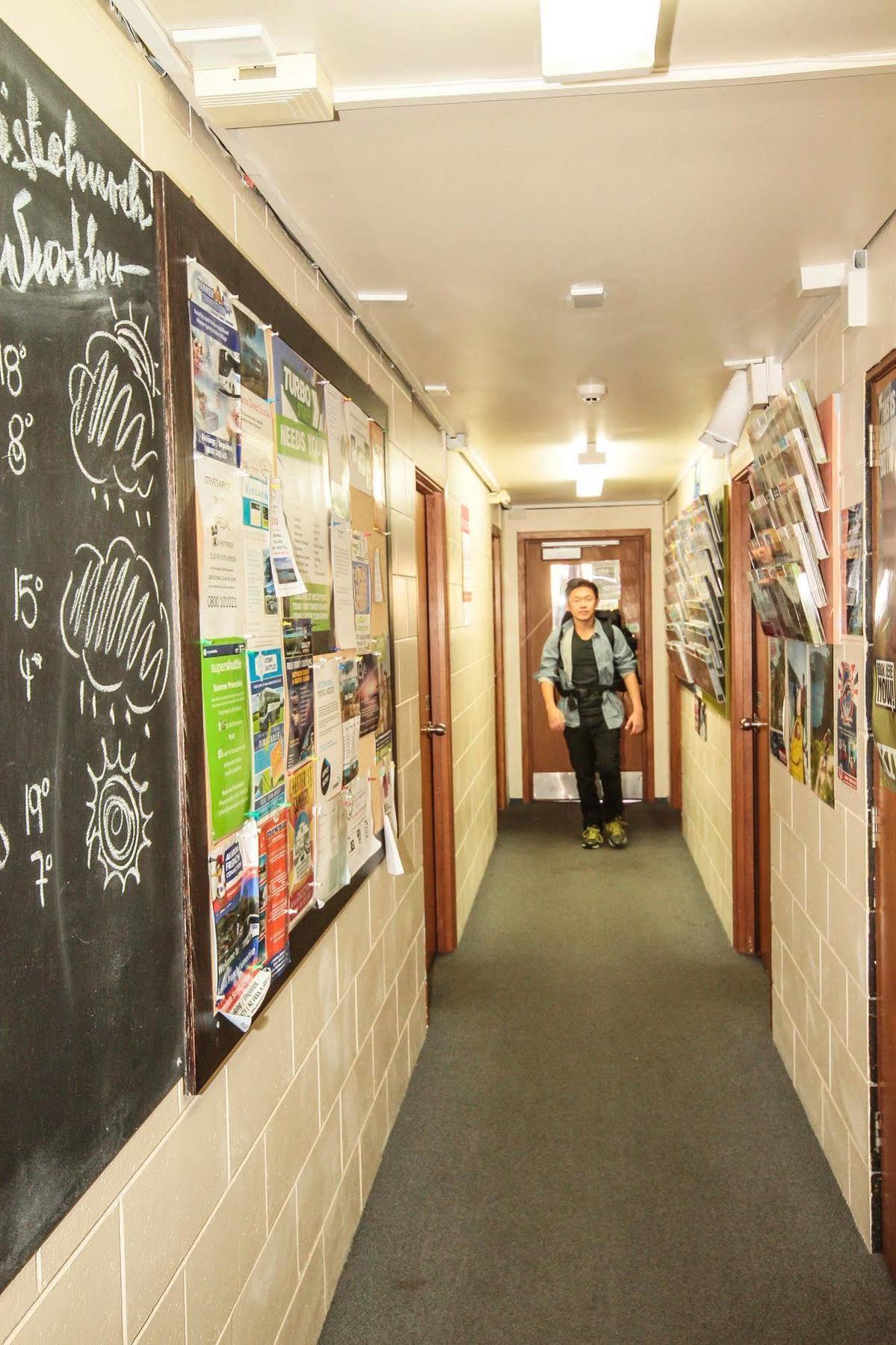 Around The World Backpackers Hostel Christchurch Exterior photo