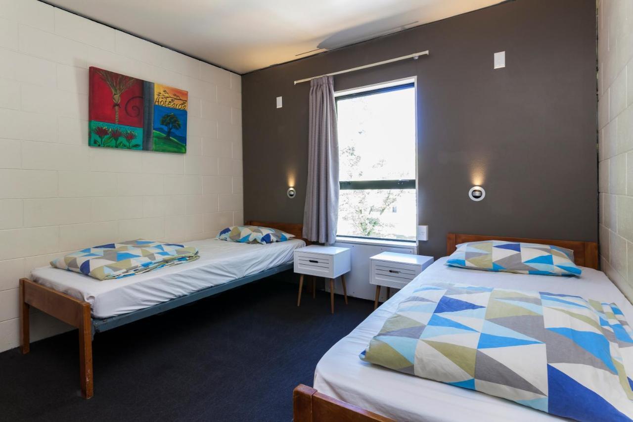 Around The World Backpackers Hostel Christchurch Exterior photo